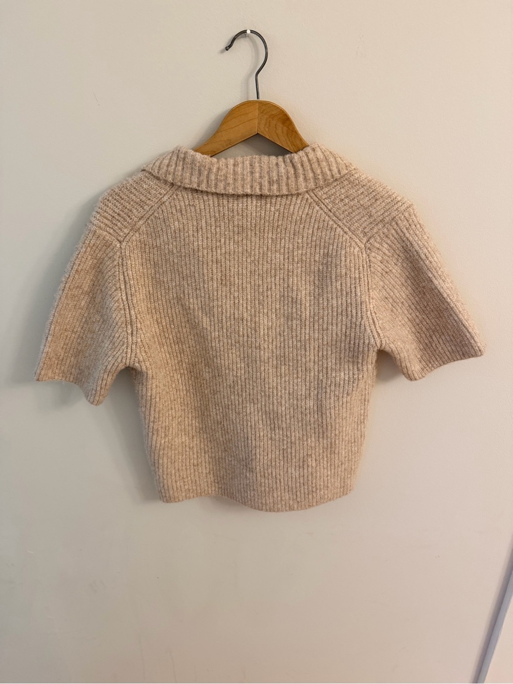 NWT LINE soft Knit V‑Neck Short Sleeve Sweater in Beige - Picture 3 of 3